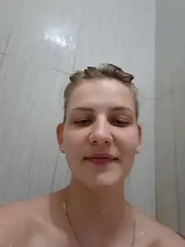 mooniekiss online show from 05.27.26