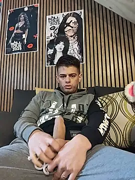Elguingo online show from 05.26.26