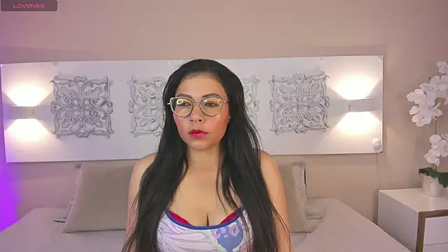 Snapshot of anastasiagreymist_ chatting on 05.16.26 anastasiagreymist online show from 05.16.26