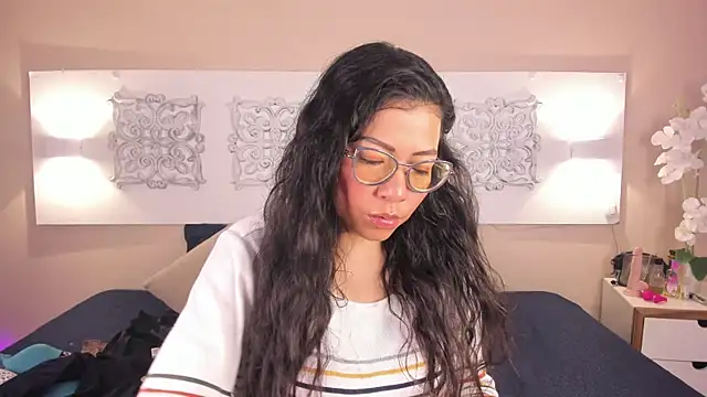 Snapshot of anastasiagreymist_ chatting on 05.30.26 anastasiagreymist online show from 05.30.26