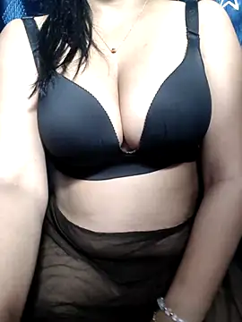 Snapshot of zarajaneman chatting on 05.11.26 zarajaneman online show from 05.11.26