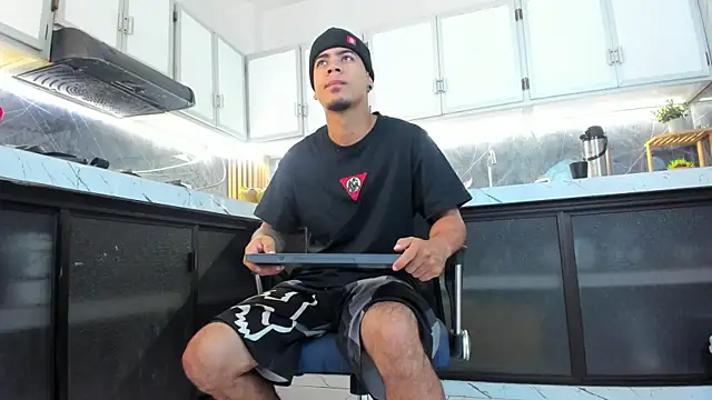 criss hardcock  online show from 05.12.26