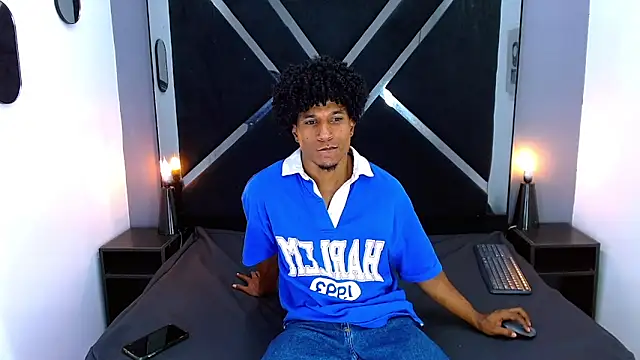Snapshot of Dilan_Hall chatting on 05.27.26 Dilan Hall online show from 05.27.26