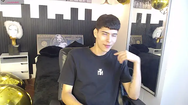 Snapshot of mateo_daza chatting on 05.15.26 mateo daza online show from 05.15.26