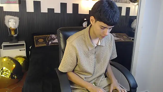 Snapshot of mateo_daza chatting on 05.21.26 mateo daza online show from 05.21.26