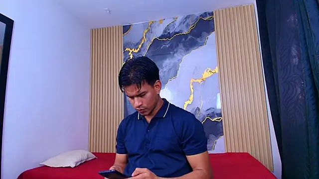 Snapshot of JacobWolf__ chatting on 05.19.26 JacobWolf online show from 05.19.26