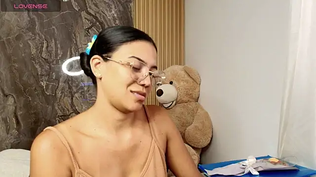 sun cute online show from 05.11.26