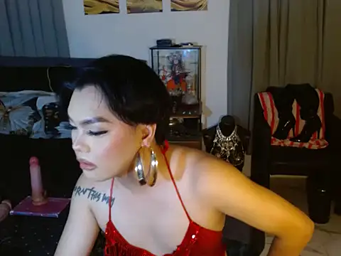 Snapshot of RoyalSeductress chatting on 05.13.26 RoyalSeductress online show from 05.13.26