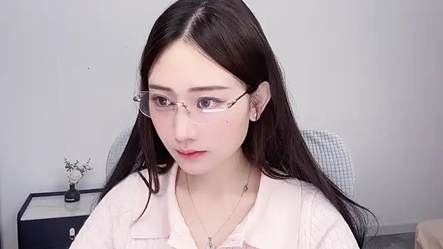 Snapshot of _222Mia chatting on 05.19.26 222Mia online show from 05.19.26