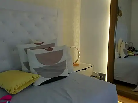 candy eyes  online show from 05.21.26