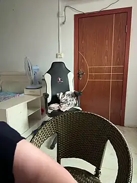 Snapshot of hannzn chatting on 05.19.26 hannzn online show from 05.19.26