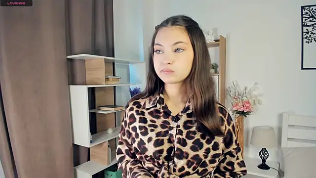 LupitaSolt online show from 05.12.26