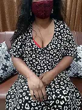 Snapshot of Ponaam-Babe chatting on 05.08.26 Ponaam-Babe online show from 05.08.26