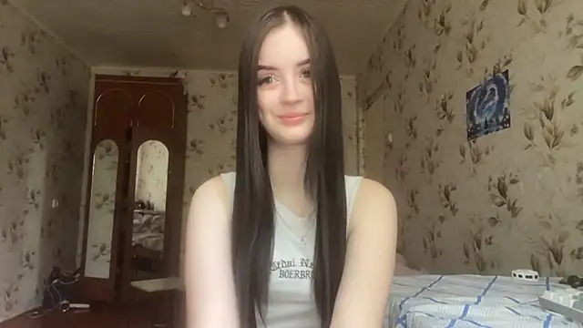 Snapshot of MilanaLush chatting on 05.12.26 MilanaLush online show from 05.12.26