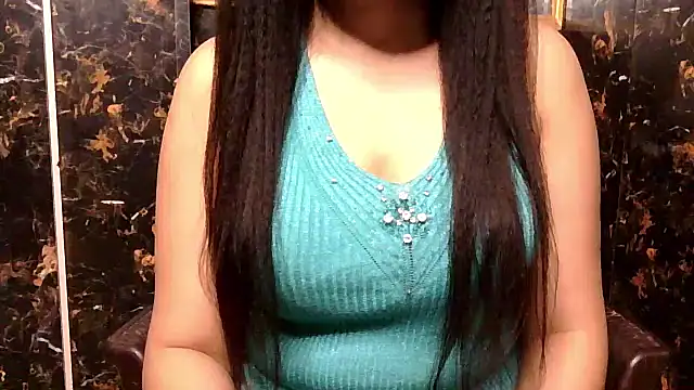Snapshot of vamika-singh chatting on 05.18.26 vamika-singh online show from 05.18.26