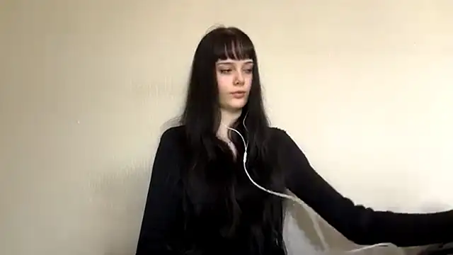 Snapshot of CharmaineElles chatting on 05.14.26 CharmaineElles online show from 05.14.26