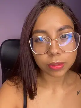 SaritaaHot online show from 05.13.26