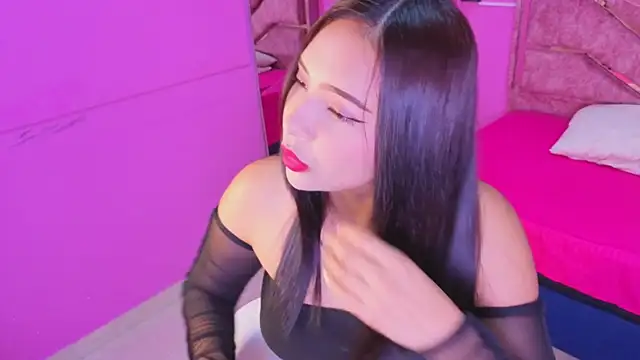 Snapshot of alisa_ousen chatting on 06.25.26 alisa ousen online show from 06.25.26