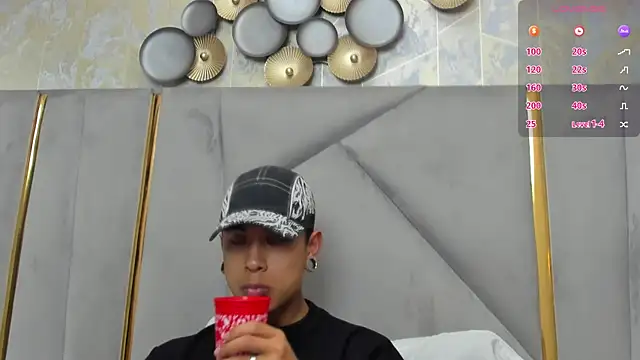 Snapshot of Ivory_muse chatting on 07.15.26 Ivory muse online show from 07.15.26