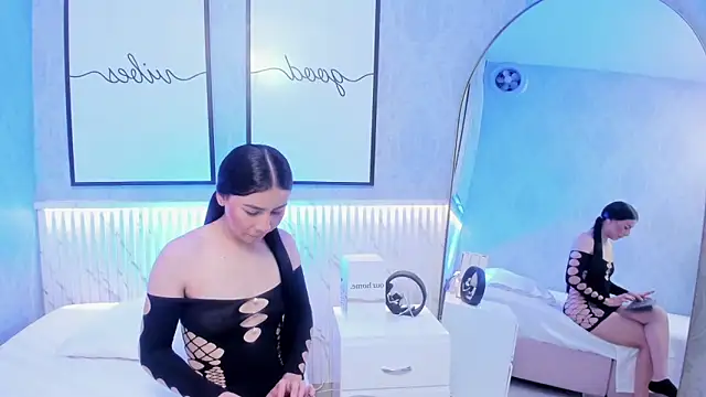 Snapshot of Ashley_lee4u chatting on 05.16.26 Ashley lee4u online show from 05.16.26