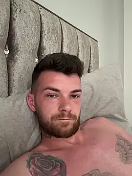 Snapshot of Horny_Micky chatting on 05.25.26 Horny Micky online show from 05.25.26