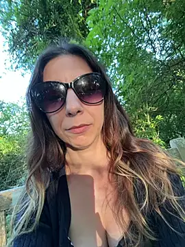Snapshot of GirlNextDoorBianca chatting on 06.19.26 GirlNextDoorBianca online show from 06.19.26