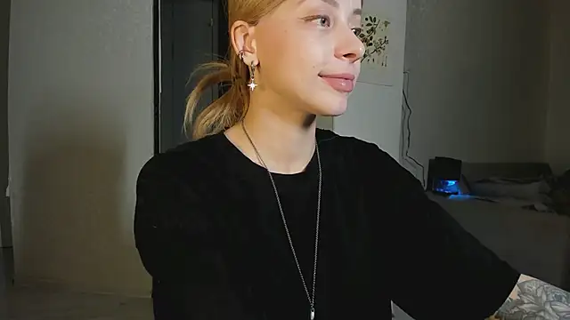 Snapshot of Jane_Bright chatting on 01.05.25 Jane Bright online show from 01.05.25