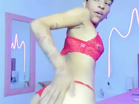Snapshot of Rose_shantall chatting on 05.19.26 Rose shantall online show from 05.19.26