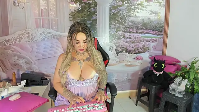 LaylaWatsson online show from 05.24.26