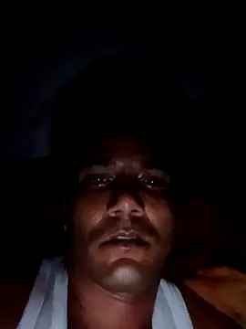 Snapshot of KingNaheed02 chatting on 05.12.26 KingNaheed02 online show from 05.12.26
