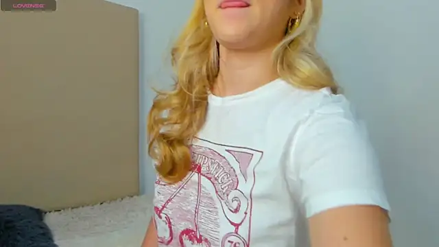 Alesssia Moon online show from 07.07.26