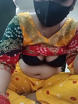 Snapshot of babi8877 chatting on 05.15.26 babi8877 online show from 05.15.26