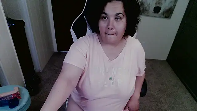 Snapshot of SweetPuertoRicanBliss chatting on 07.21.26 SweetPuertoRicanBliss online show from 07.21.26