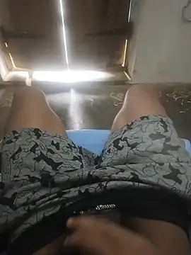Snapshot of sexyboi505 chatting on 06.20.26 sexyboi505 online show from 06.20.26