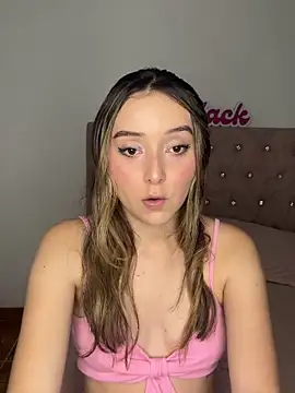 Sarisloves online show from 05.18.26