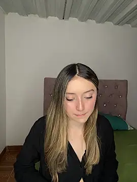 Sarisloves online show from 05.24.26