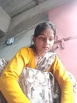 CHANDNi 700 online show from 07.31.26