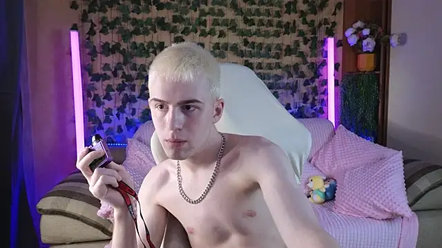 Tommy CrashXXX online show from 05.31.26