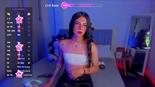 Snapshot of Emily_cute09 chatting on 05.25.26 Emily cute09 online show from 05.25.26