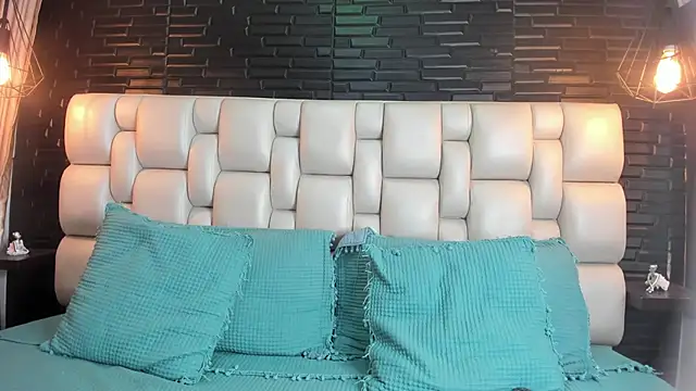 ViolettGracee online show from 05.20.26
