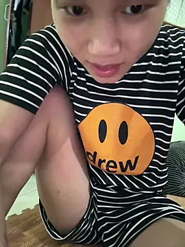 Snapshot of Vi_sexyy chatting on 07.02.26 Vi sexyy online show from 07.02.26