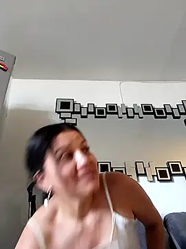Snapshot of Casandra_inthemorning chatting on 06.12.26 Casandra inthemorning online show from 06.12.26