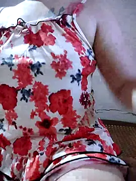 Snapshot of -Tara-a chatting on 05.14.26 -Tara-a online show from 05.14.26