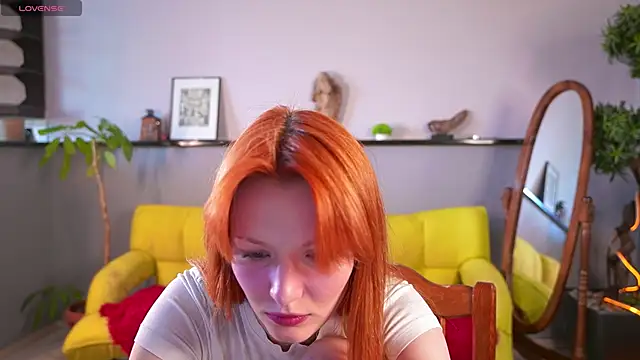 Snapshot of SunnyAdrid chatting on 05.24.26 SunnyAdrid online show from 05.24.26