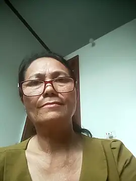 Snapshot of Vieekee chatting on 05.12.26 Vieekee online show from 05.12.26