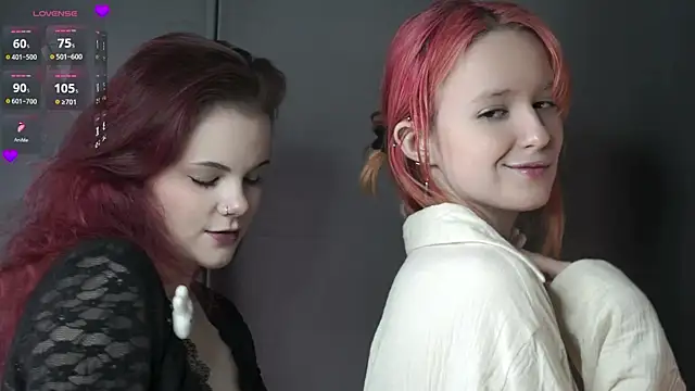 Snapshot of TeenaYerke chatting on 05.21.26 TeenaYerke online show from 05.21.26
