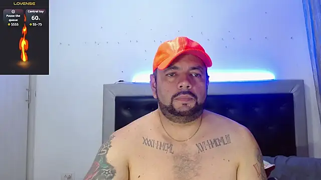 Snapshot of perverseveteranmanxxx chatting on 02.24.26 perverseveteranmanxxx online show from 02.24.26