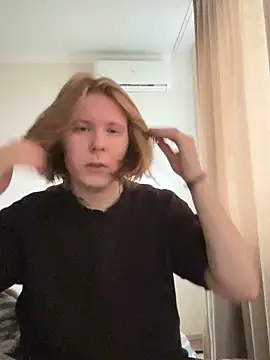 Snapshot of Hirtay chatting on 05.25.26 Hirtay online show from 05.25.26
