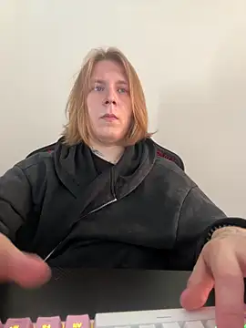 Snapshot of Hirtay chatting on 05.27.26 Hirtay online show from 05.27.26