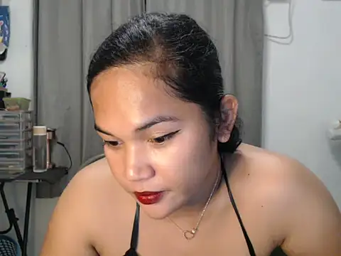 sassymaxinex online show from 05.17.26